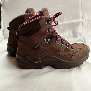 Lowa Renegade GTX Mid Hiking Boots